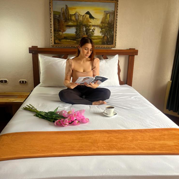 Arenal Roca Lodge & Bungalows La Fortuna 外观 照片